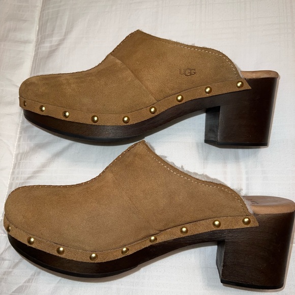 UGG lined suede clogs Size 9 - Picture 2 of 8
